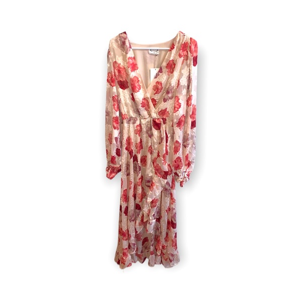 Joyfolie Ella Dress in Cream Rose, size Medium, New with Tags - Picture 6 of 12